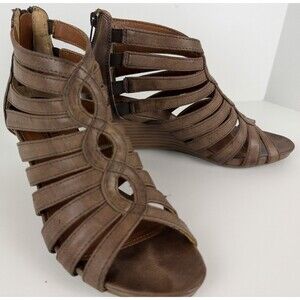 Cliffs by White Mountain Victoria Wedge Sandal, Brown, 5.5 M